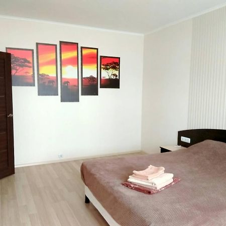 S&M Apartments Kiev Esterno foto